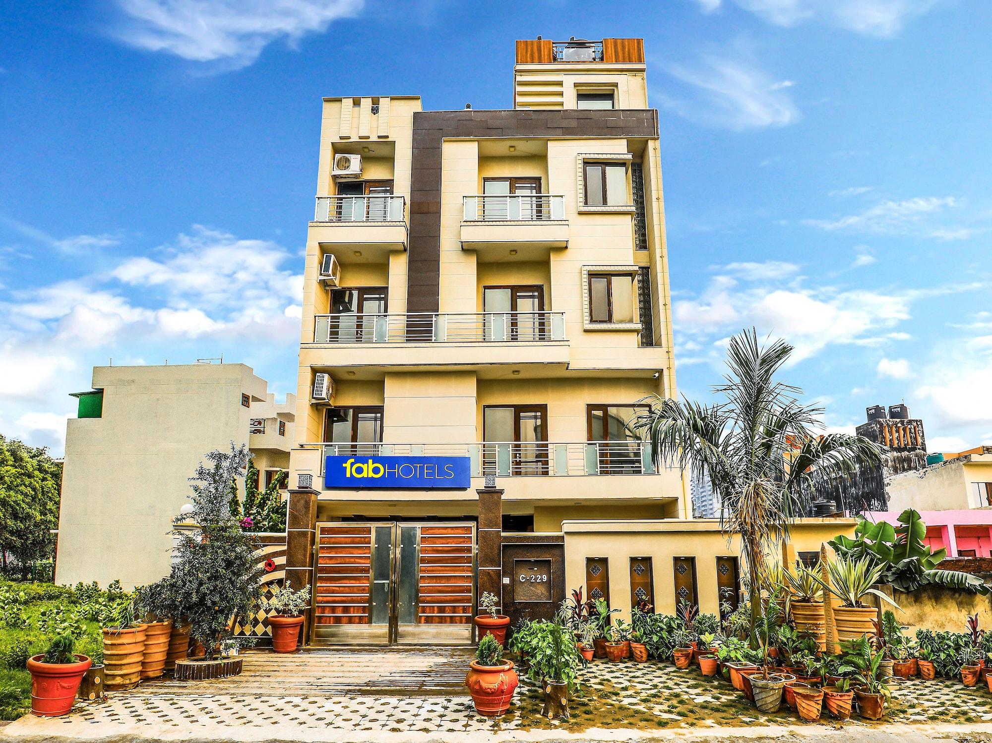 Itsy Hotels Hamlets Stay Noida Exterior foto