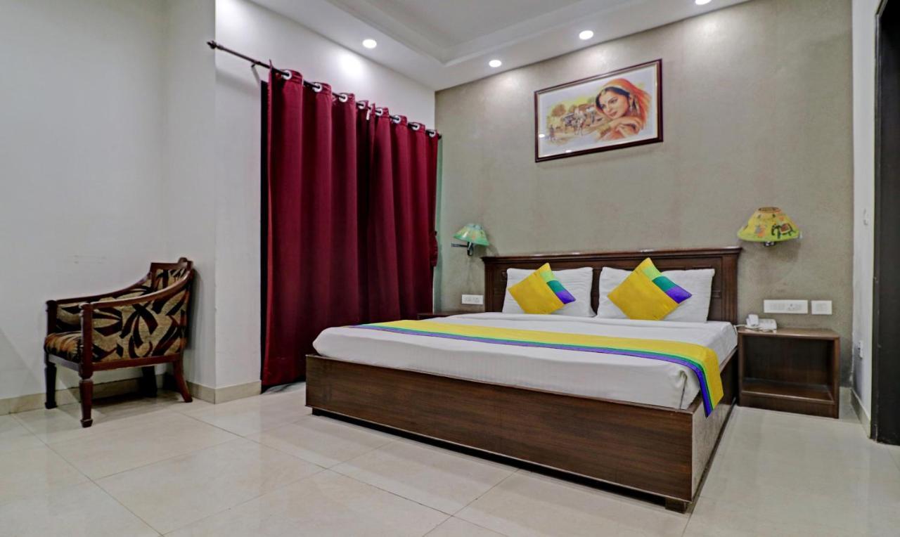 Itsy Hotels Hamlets Stay Noida Exterior foto
