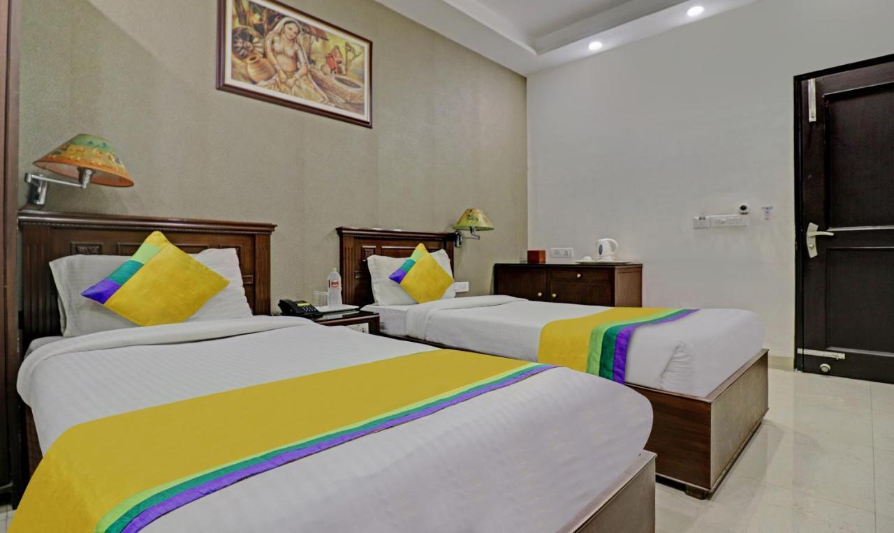 Itsy Hotels Hamlets Stay Noida Exterior foto